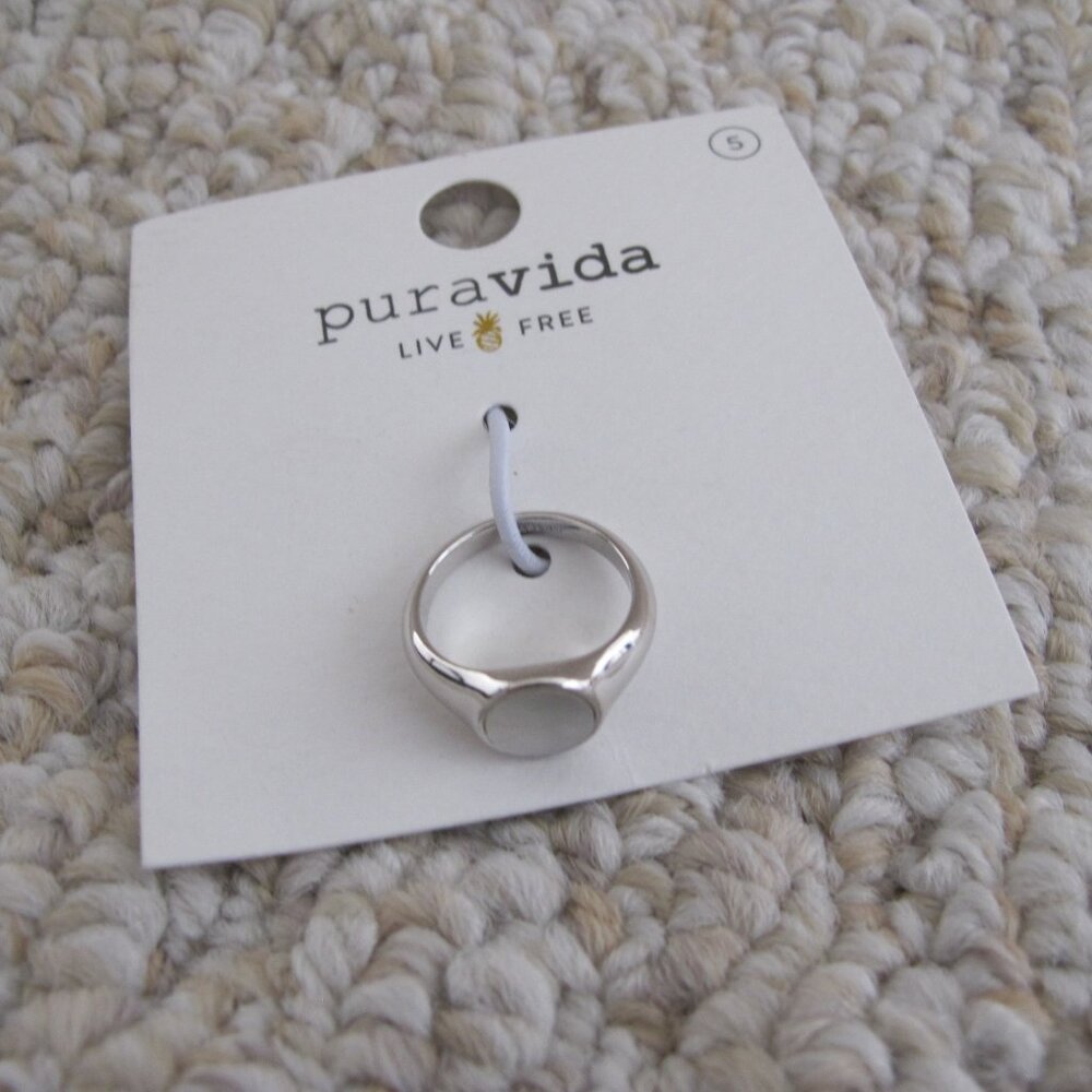 New Pura Vida Mother of Pearl Signet Ring